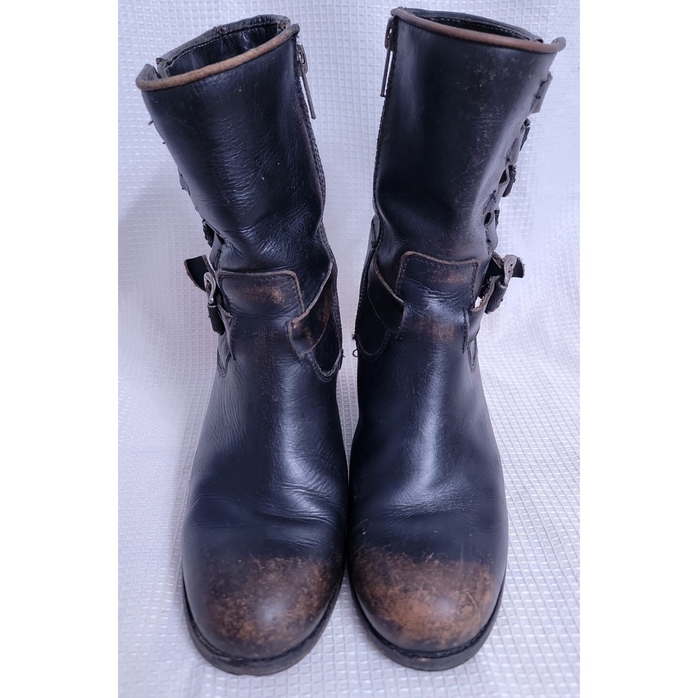 Frye Kelly Belted Short Black Leather Distressed Moto Boots Women's 8.5 - Picture 6 of 13